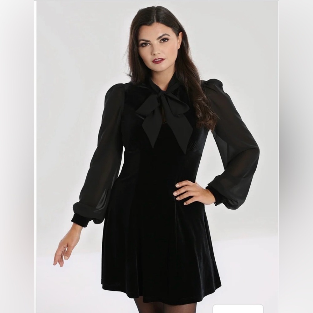 Hell Bunny Gabriella Mini Dress Black Velvet Size M Sheer Chiffon Sleeves Gothic
